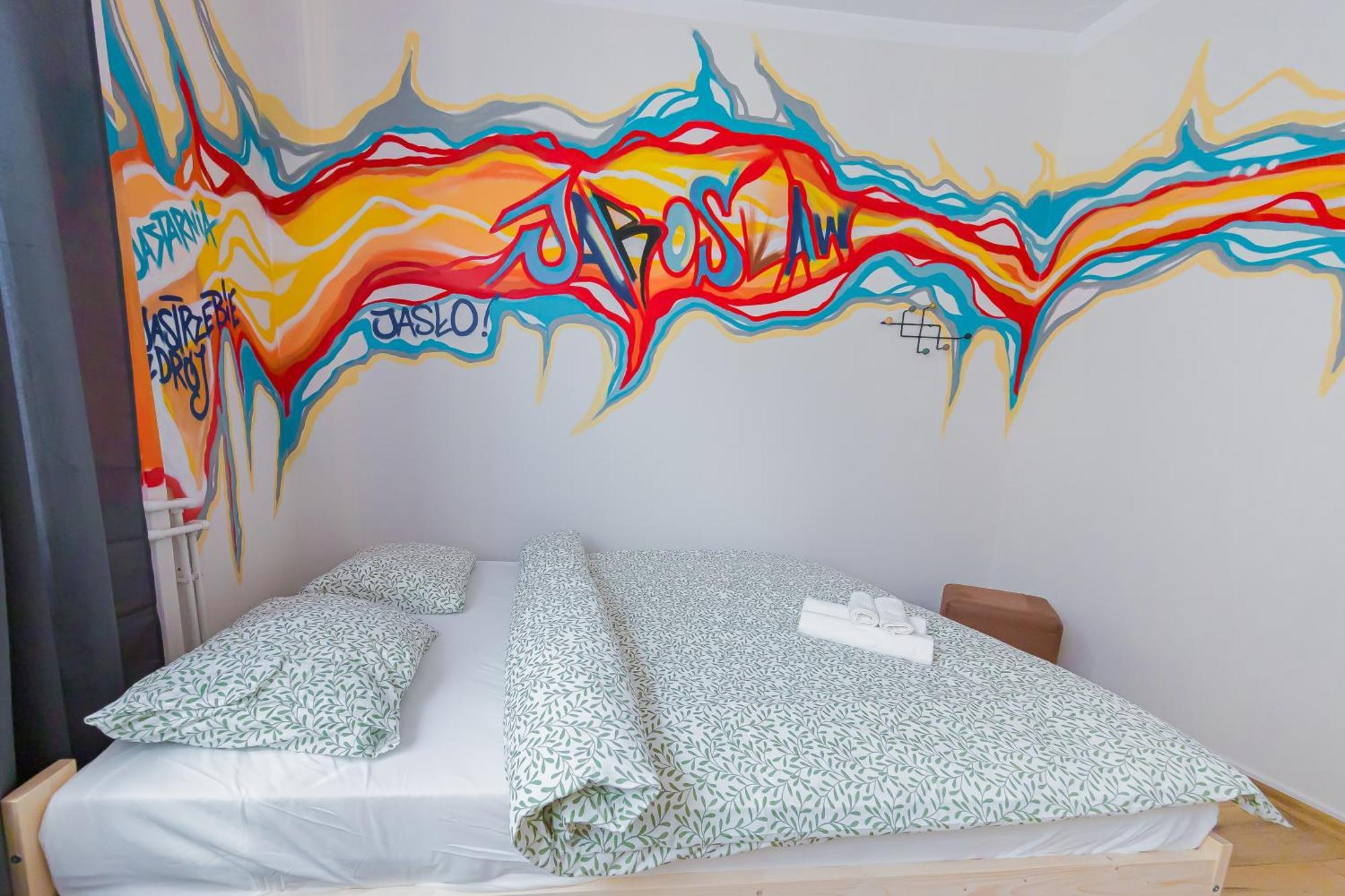 קרקוב Hostel Graffiti מראה חיצוני תמונה