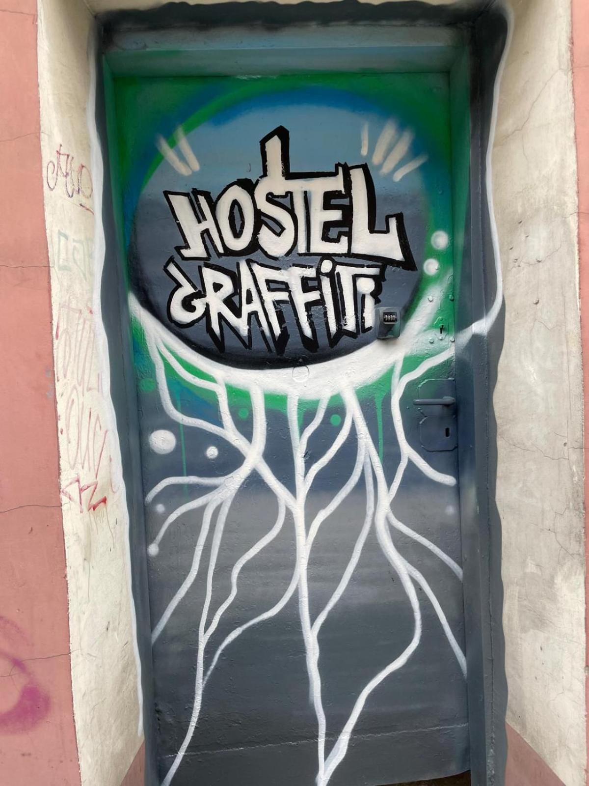 קרקוב Hostel Graffiti מראה חיצוני תמונה